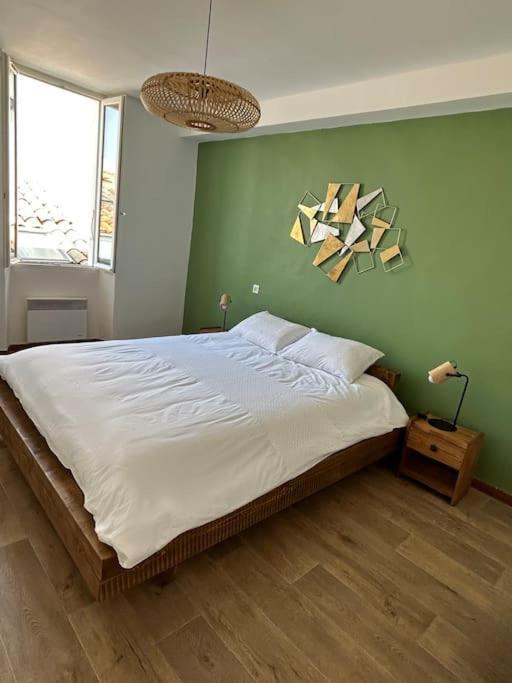 Hypercentre Avec Vue Sur Le Chateau 베종 라 로멘 외부 사진